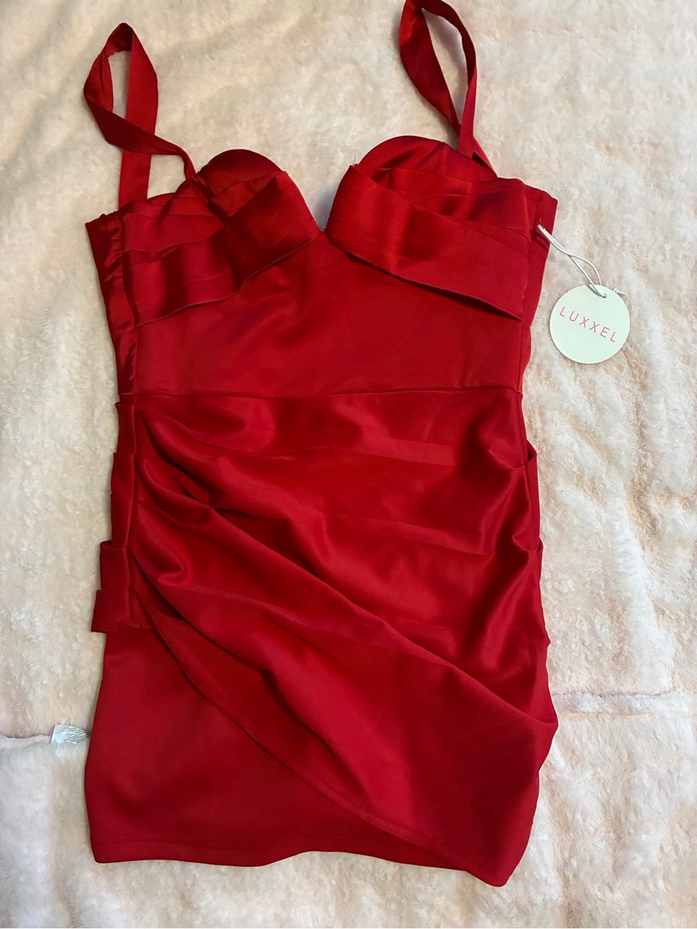 Luxxel Red Ruched Sweetheart Mini Dress